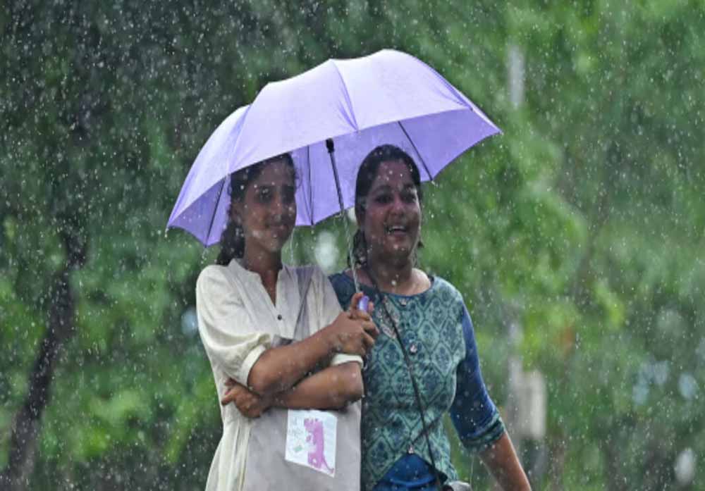 मानसून में यूं रहें सुरक्षित मानसून में यूं रहें सुरक्षित