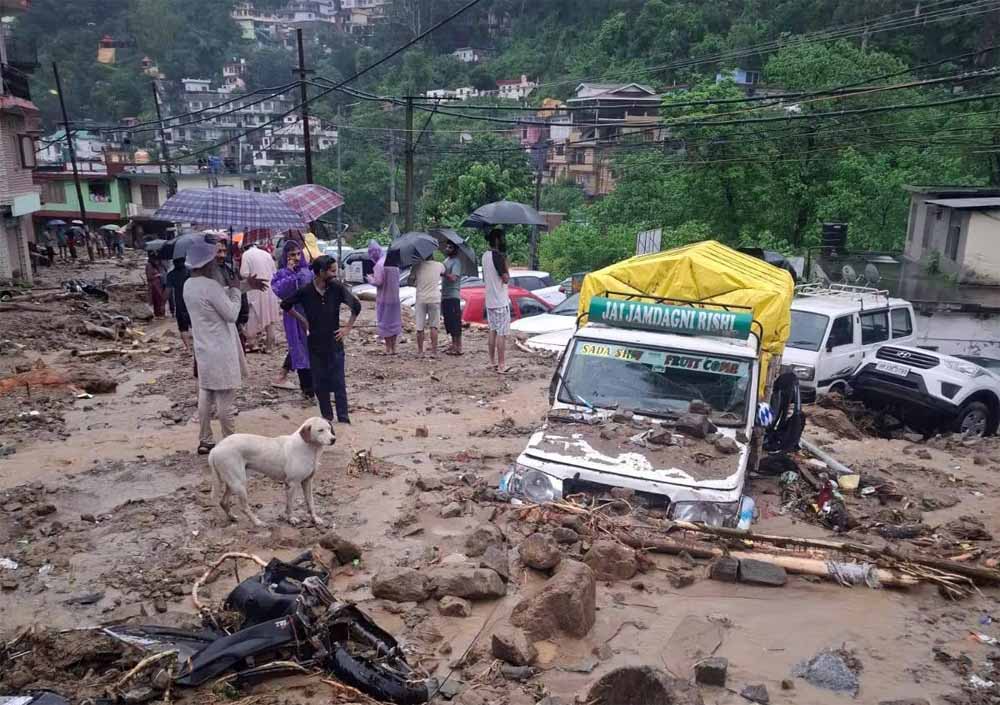 मंडी के जेल रोड में बादल फटने की घटना अत्यंत दुःखद और पीड़ादायक : सीएम सुक्खू मंडी के जेल रोड में बादल फटने की घटना अत्यंत दुःखद और पीड़ादायक : सीएम सुक्खू