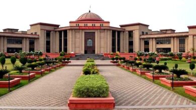 हाईकोर्ट से सस्पेंड बीईओ को बड़ी राहत, कलेक्टर का आदेश रद्द