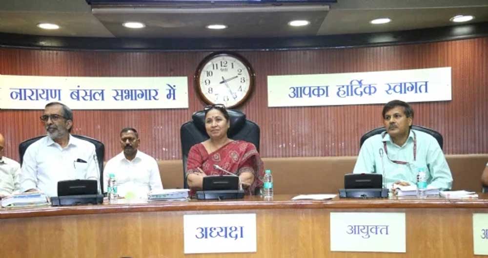 दिल्ली में सड़कों का कायाकल्प: 1 सितंबर से शुरू होगा ‘एक सड़क-एक दिन’ अभियान दिल्ली में सड़कों का कायाकल्प: 1 सितंबर से शुरू होगा ‘एक सड़क-एक दिन’ अभियान