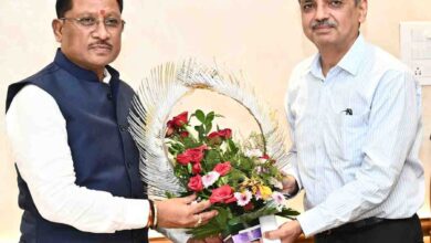 मुख्यमंत्री साय से भारत सरकार में भूमि संसाधन सचिव ने की सौजन्य भेंट
