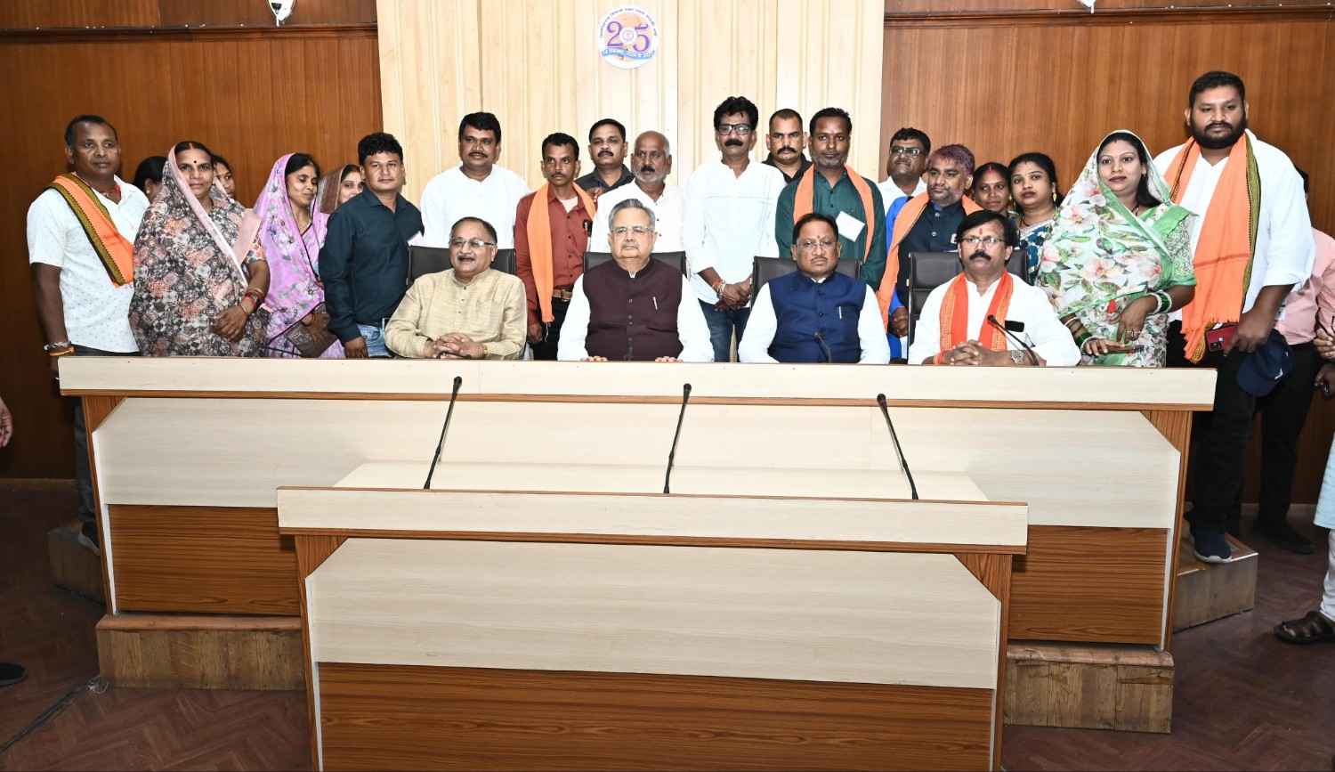 राजनांदगांव के नागरिक प्रतिनिधिमंडल ने की मुख्यमंत्री से सौजन्य भेंट:प्रयास विद्यालय, नालंदा परिसर सहित विभिन्न विकास कार्यों के लिए जताया आभार राजनांदगांव के नागरिक प्रतिनिधिमंडल ने की मुख्यमंत्री से सौजन्य भेंट:प्रयास विद्यालय, नालंदा परिसर सहित विभिन्न विकास कार्यों के लिए जताया आभार