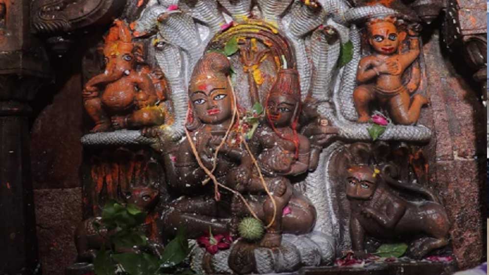 इस साल अधिक श्रद्धालुओं को मिलेगा नागचंद्रेश्वर के दर्शन का सौभाग्य, टाइमिंग और सुविधाएं घोषित इस साल अधिक श्रद्धालुओं को मिलेगा नागचंद्रेश्वर के दर्शन का सौभाग्य, टाइमिंग और सुविधाएं घोषित