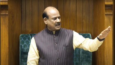 लोकसभा में गर्मा-गर्मी: स्पीकर बिरला ने कांग्रेस सांसद से पूछा – नई पीढ़ी को यही सिखाते हो?