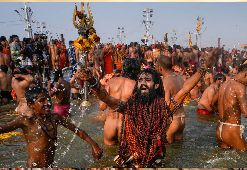 सिंहस्थ की तैयारियों की स्क्रिप्ट नई दिशा ले रही, प्रशासन आधुनिकता और अनुभवी तीर्थ प्रबंधन का संतुलन साधना चाहता सिंहस्थ की तैयारियों की स्क्रिप्ट नई दिशा ले रही, प्रशासन आधुनिकता और अनुभवी तीर्थ प्रबंधन का संतुलन साधना चाहता
