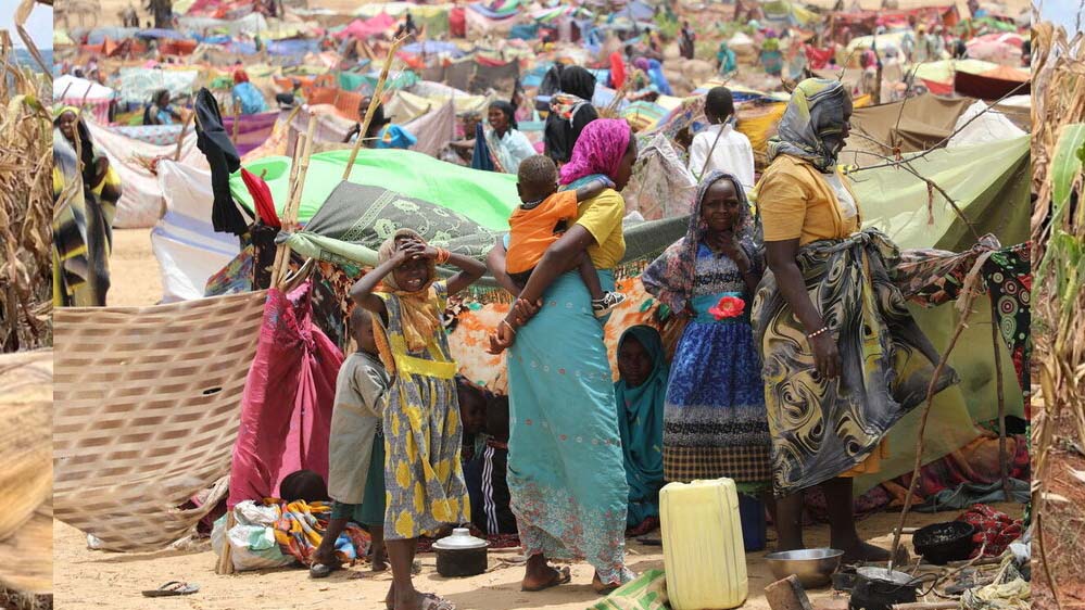 भूख से तड़पते सूडान में इंसानियत कर रही संघर्ष: कोयला चूसकर बचा रहे जान