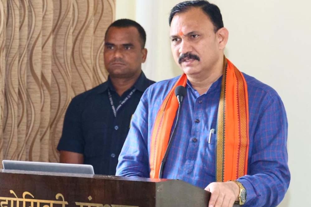 रायपुर : महिलाओं के बेहतर स्वास्थ्य के लिए राज्य सरकार प्रतिबद्ध: स्वास्थ्य मंत्री श्याम बिहारी जायसवाल रायपुर : महिलाओं के बेहतर स्वास्थ्य के लिए राज्य सरकार प्रतिबद्ध: स्वास्थ्य मंत्री श्याम बिहारी जायसवाल