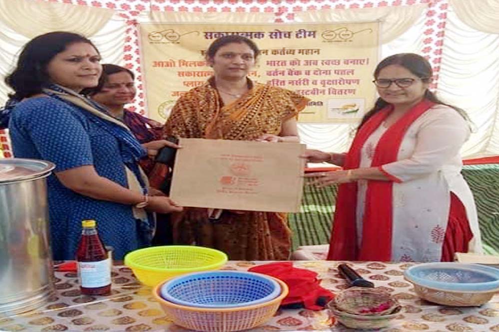 प्रधानमंत्री मोदी ने ‘सकारात्मक सोच’ महिला समूह की पहल को प्रशंसनीय बताया