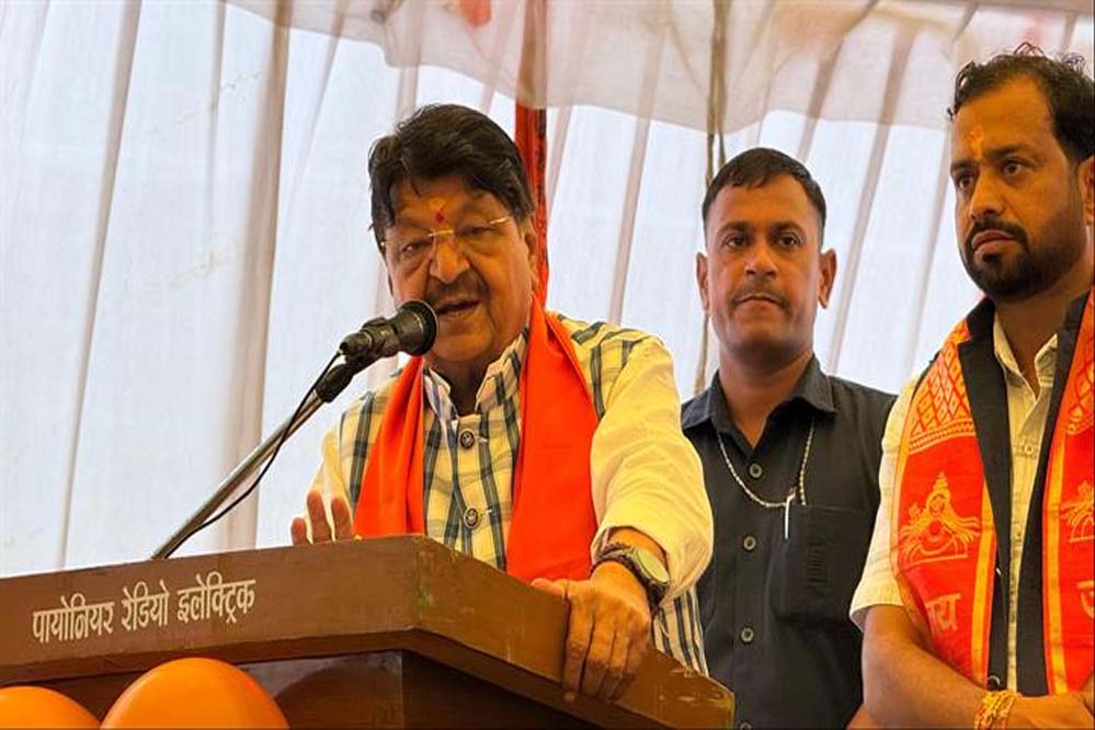 इंदौर शहर को हरा-भरा बनाना हम सब की जिम्मेदारी : मंत्री विजयवर्गीय