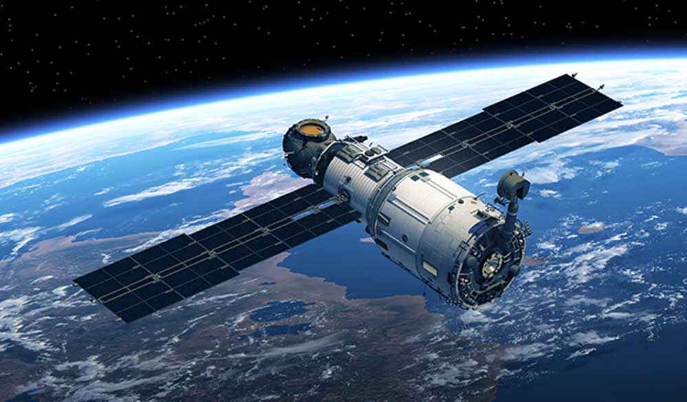 52 डिफेंस सर्विलांस सैटेलाइट लॉन्च करेगा भारत, ऑपरेशन सिंदूर के बाद बढ़ी जरूरत