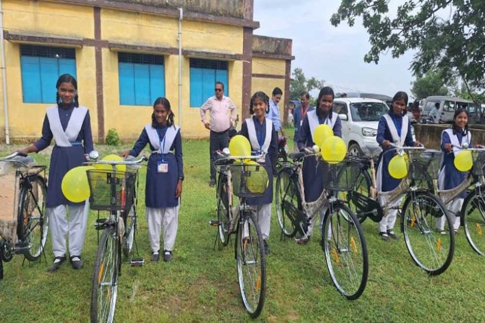 मध्य प्रदेश की छात्र और छात्राओं के लिए बड़ी खुशखबरी, 15 लाख छात्रों को सीएम बांटेंगे मुफ्त साइकिल, इस दिन होगा कार्यक्रम मध्य प्रदेश की छात्र और छात्राओं के लिए बड़ी खुशखबरी, 15 लाख छात्रों को सीएम बांटेंगे मुफ्त साइकिल, इस दिन होगा कार्यक्रम