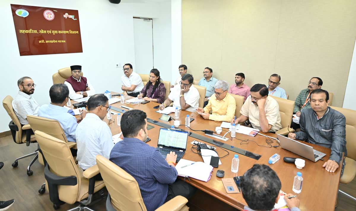 हर जिले की चयनित सोसाइटियों का ओरिएंटेशन प्रोग्राम होगा : मंत्री सारंग हर जिले की चयनित सोसाइटियों का ओरिएंटेशन प्रोग्राम होगा : मंत्री सारंग