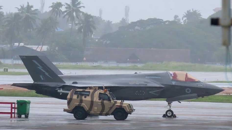 F-35B में आई तकनीकी खराबी ब्रिटेन और US के लिए बड़ी चुनौती साबित, लेकिन भारत के लिए एक सुनहरा अवसर F-35B में आई तकनीकी खराबी ब्रिटेन और US के लिए बड़ी चुनौती साबित, लेकिन भारत के लिए एक सुनहरा अवसर