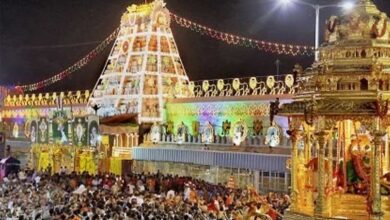 चर्च में छिपकर प्रार्थना  करने जाते थे तिरुपति मंदिर के AEO, सस्पेंड