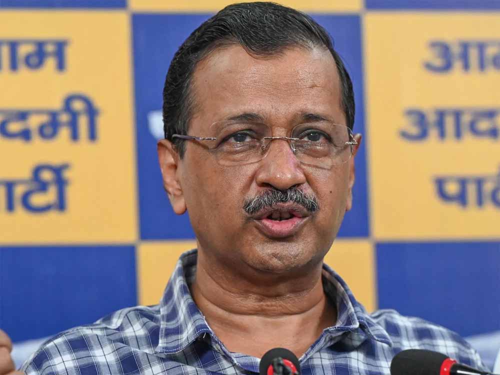 दिल्ली में बम की अफवाहों से हड़कंप: 3 दिन में 9 स्कूल खाली कराए गए दिल्ली में बम की अफवाहों से हड़कंप: 3 दिन में 9 स्कूल खाली कराए गए