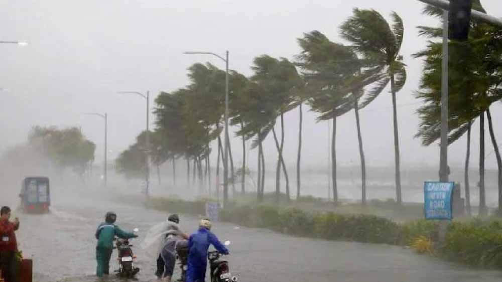बारिश का महासंकट: 30 जुलाई से 3 अगस्त तक भीषण वर्षा का हाई अलर्ट बारिश का महासंकट: 30 जुलाई से 3 अगस्त तक भीषण वर्षा का हाई अलर्ट