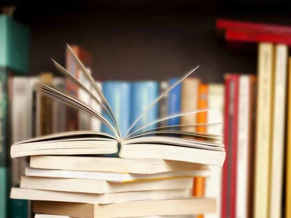 स्कूली किताबों में जुड़ेंगे राज्यपाल के अधिकार और रिसॉर्ट पॉलिटिक्स, जानिए किस राज्य ने लिया फैसला स्कूली किताबों में जुड़ेंगे राज्यपाल के अधिकार और रिसॉर्ट पॉलिटिक्स, जानिए किस राज्य ने लिया फैसला