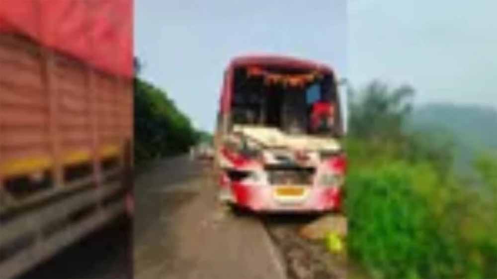 शहडोल में बड़ा हादसा टला: बस के ब्रेक फेल होने पर ट्रक ड्राइवर की सूझबूझ से बचीं कई जानें शहडोल में बड़ा हादसा टला: बस के ब्रेक फेल होने पर ट्रक ड्राइवर की सूझबूझ से बचीं कई जानें