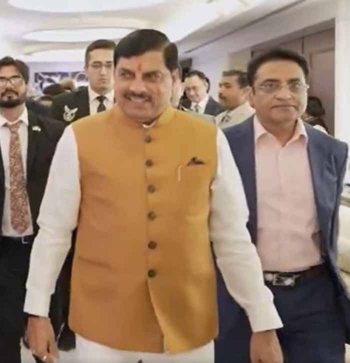 स्पेन में मुख्यमंत्री डॉ. यादव से भारत के राजदूत श्री दिनेश के. पटनायक ने की शिष्टाचार भेंट स्पेन में मुख्यमंत्री डॉ. यादव से भारत के राजदूत श्री दिनेश के. पटनायक ने की शिष्टाचार भेंट