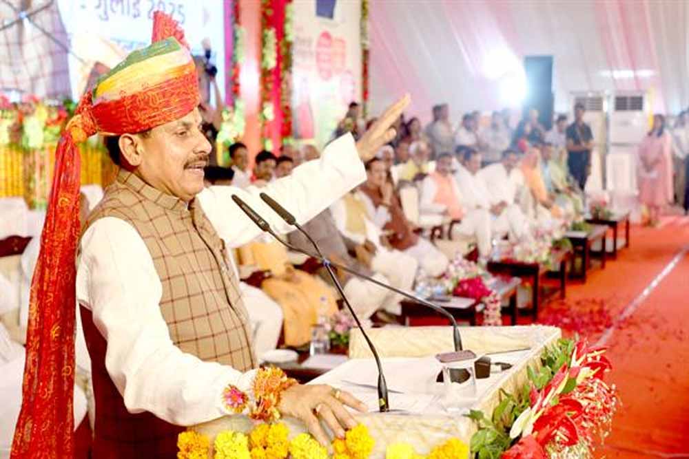 प्रदेश की सभी बहनें हमारा मान हैं, अभिमान हैं : मुख्यमंत्री डॉ. यादव प्रदेश की सभी बहनें हमारा मान हैं, अभिमान हैं : मुख्यमंत्री डॉ. यादव