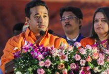 नितेश राणे का विवादित बयान: ‘गोल टोपी वाले वोट नहीं देते, हरे सांप हैं’
