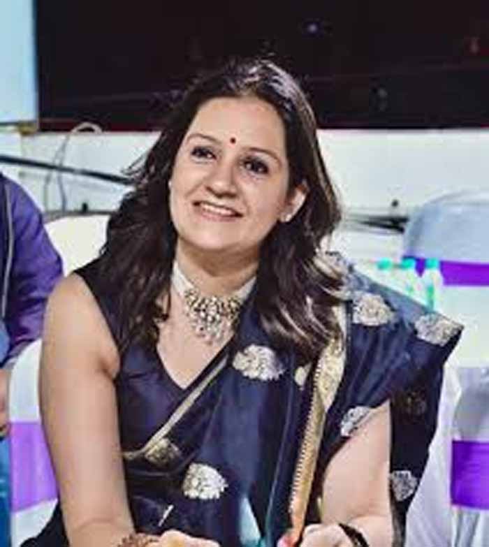 चुनाव आयोग पर प्रियंका चतुर्वेदी का हमला, कहा – प्रजातंत्र खत्म करने में जुटा है आयोग चुनाव आयोग पर प्रियंका चतुर्वेदी का हमला, कहा – प्रजातंत्र खत्म करने में जुटा है आयोग
