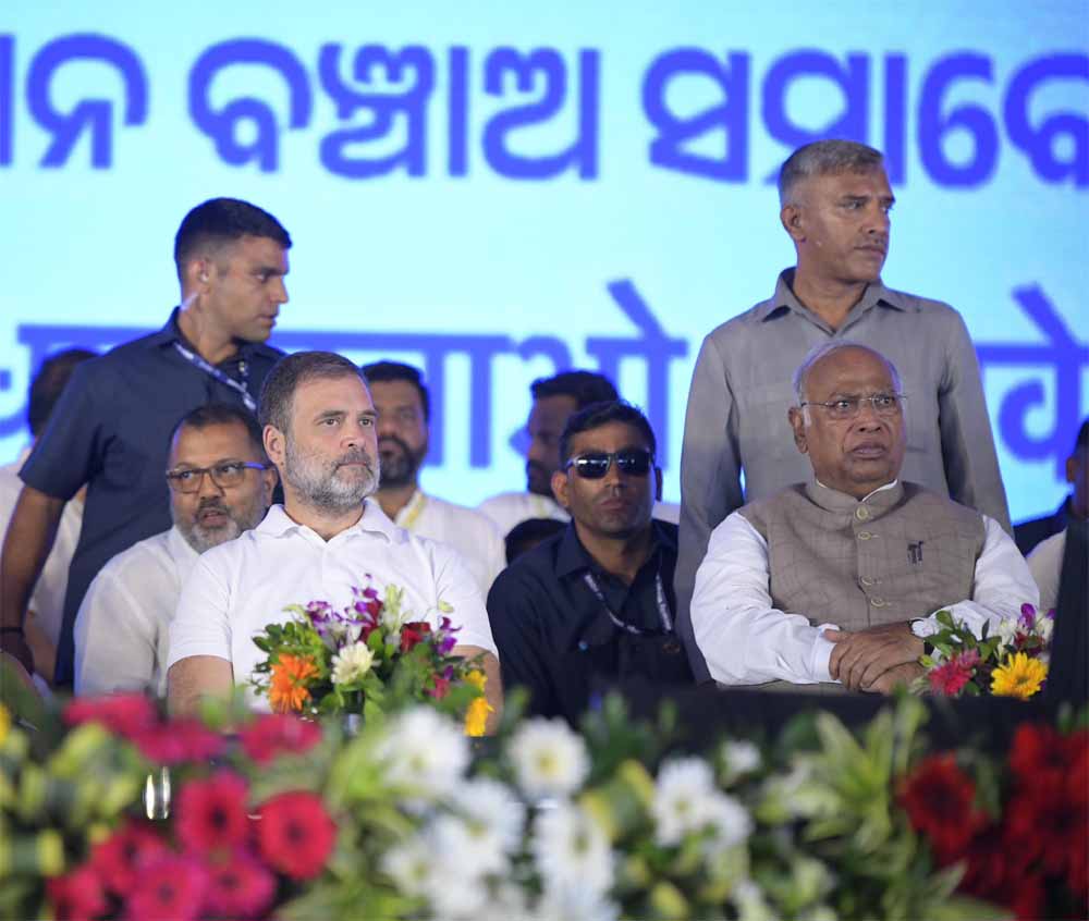 ‘ओडिशा सरकार और मोदी दोनों अडानी के इशारे पर’ – राहुल गांधी का तीखा हमला