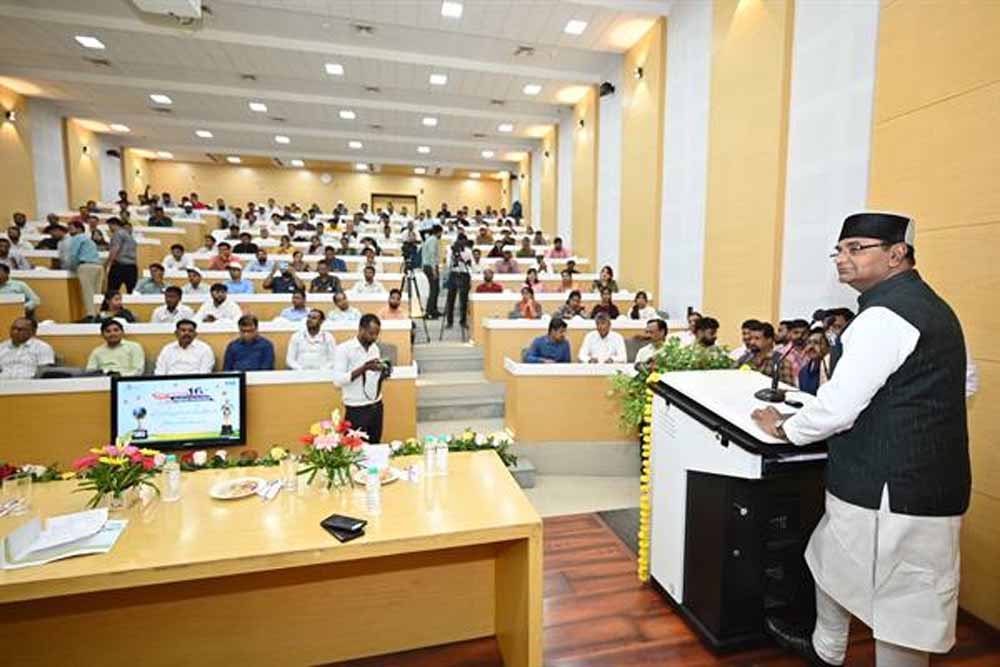 डिजिटल ट्रांजेक्शन में भारत देश एक नम्बर पर : मंत्री सारंग डिजिटल ट्रांजेक्शन में भारत देश एक नम्बर पर : मंत्री सारंग