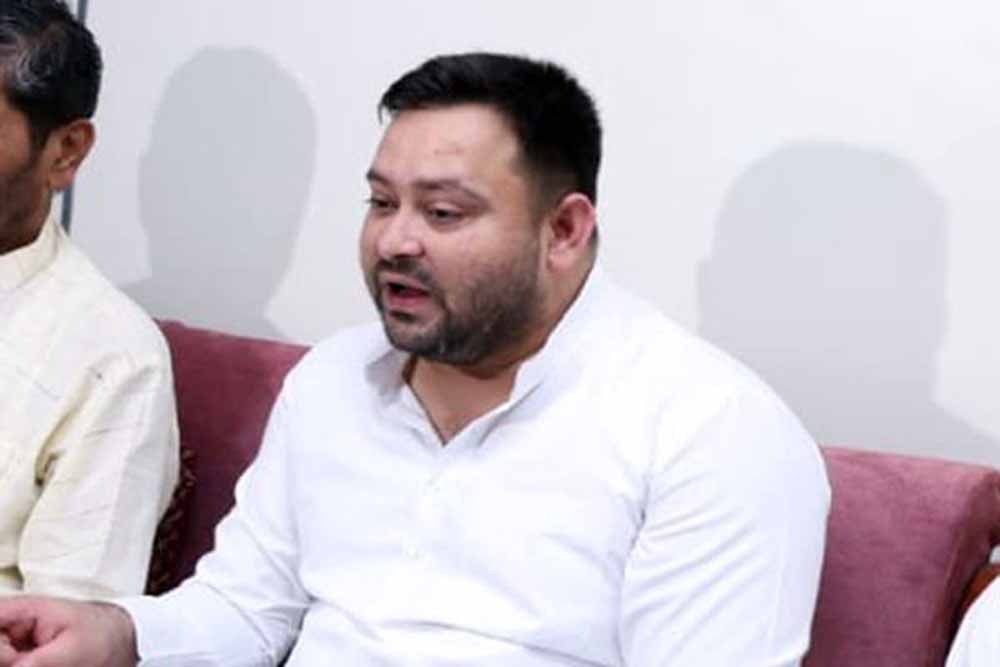 तेजस्वी यादव का सरकार पर हमला, बोले- ‘जंगलराज’ कहने वाले अब क्यों चुप हैं? तेजस्वी यादव का सरकार पर हमला, बोले- ‘जंगलराज’ कहने वाले अब क्यों चुप हैं?