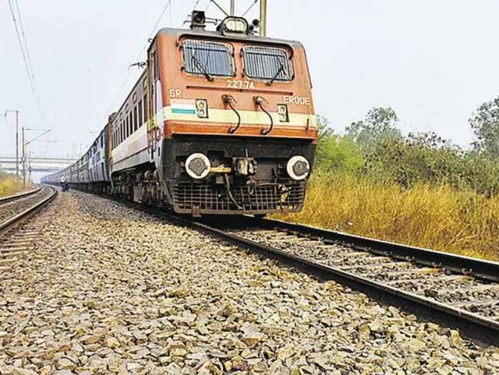 कांवड़ियों के लिए राहत: आज से 10 अगस्त तक चलेंगी कांवड़ स्पेशल ट्रेनें