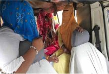 रोहतक: आर्य नगर थाना पुलिस ने जूस कॉर्नर और  होटल से पकड़ी गई 8 महिलाएं, चल रहा था गलत काम का धंधा