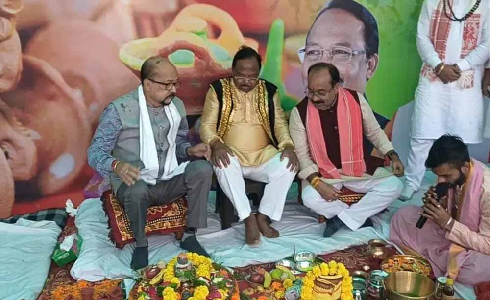 कृषि मंत्री निवास में पोरा तिहार का जलवा, राज्यपाल से लेकर आमजन तक ने जमकर उठाया आनंद कृषि मंत्री निवास में पोरा तिहार का जलवा, राज्यपाल से लेकर आमजन तक ने जमकर उठाया आनंद