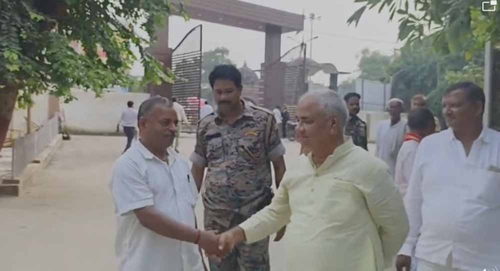 विधानसभा चुनाव से पहले महागठबंधन में खटपट, माले विधायक ने कांग्रेस की स्क्रीनिंग कमेटी पर साधा निशाना विधानसभा चुनाव से पहले महागठबंधन में खटपट, माले विधायक ने कांग्रेस की स्क्रीनिंग कमेटी पर साधा निशाना