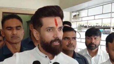 दो वोटर आईडी विवाद: डिप्टी CM पर चिराग पासवान की टिप्पणी, बोले- चुनाव आयोग करे जांच