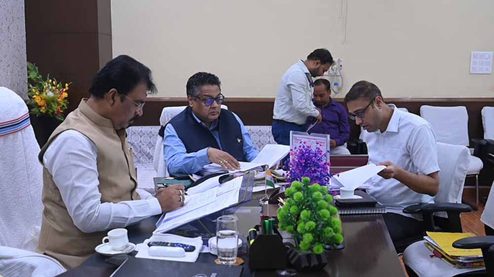 बिहार में शुरू हुआ राजस्व महा अभियान: हर घर तक पहुंचेगी जमीन से जुड़ी सुविधाएं बिहार में शुरू हुआ राजस्व महा अभियान: हर घर तक पहुंचेगी जमीन से जुड़ी सुविधाएं