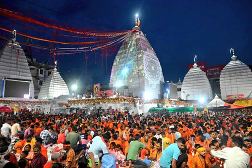 बासुकीनाथ धाम में आस्था का सैलाब: श्रावणी मेला के 22वें दिन 1 लाख से अधिक श्रद्धालुओं ने किया जलाभिषेक