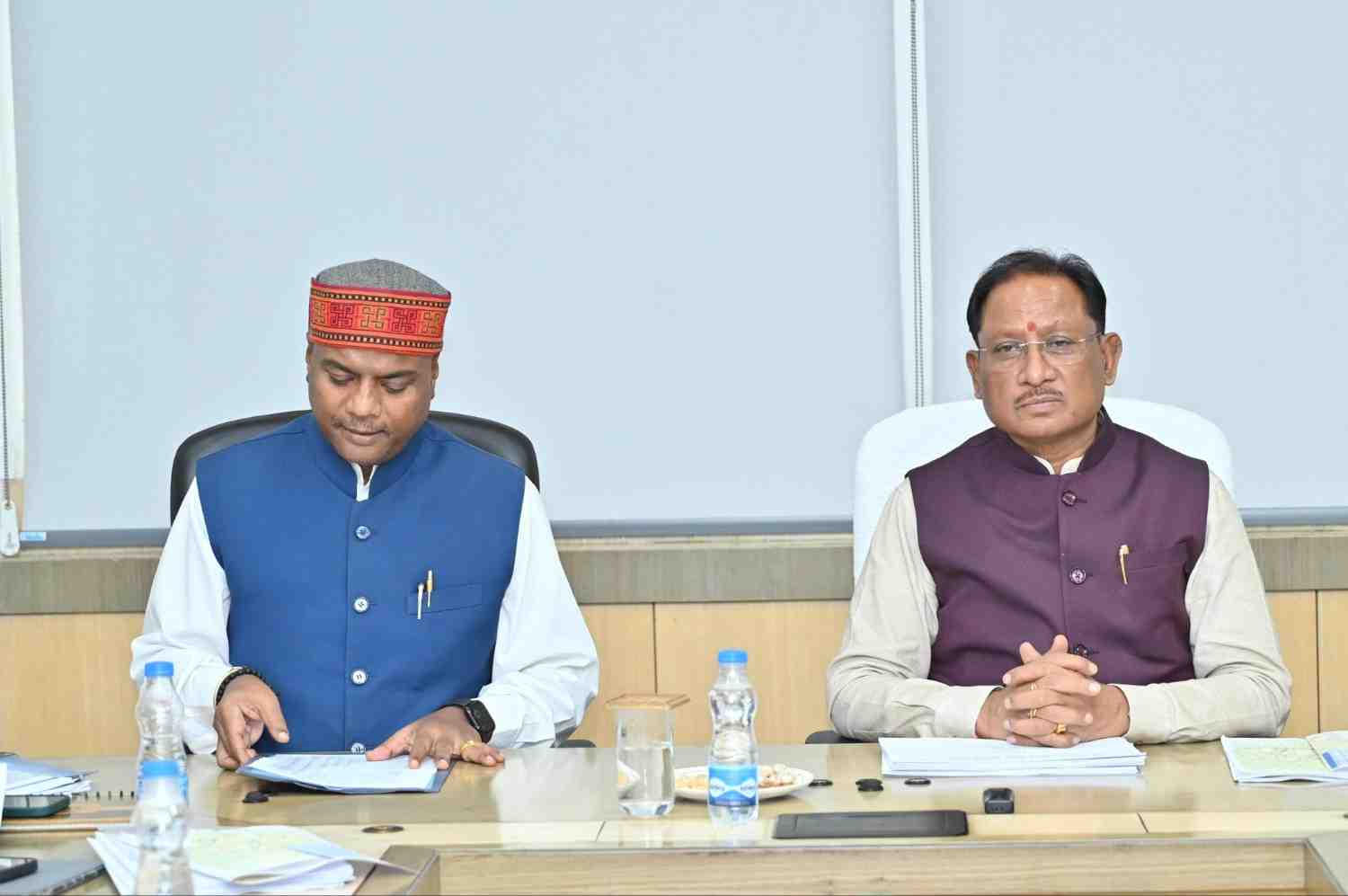 निर्माणाधीन सिंचाई परियोजनाओं को प्राथमिकता से पूर्ण करने मुख्यमंत्री विष्णुदेव साय ने दिए निर्देश निर्माणाधीन सिंचाई परियोजनाओं को प्राथमिकता से पूर्ण करने मुख्यमंत्री विष्णुदेव साय ने दिए निर्देश