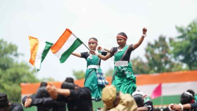 स्वतंत्रता दिवस समारोह: शालेय विद्यार्थियों की सांस्कृतिक प्रस्तुतियों ने बांधा समां