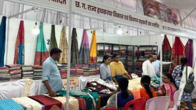 बीटीआई ग्राउण्ड शंकर नगर में लगी ग्रामोद्योग प्रदर्शनी को मिल रहा शानदार प्रतिसाद,31 अगस्त तक चलेगी प्रदर्शनी बीटीआई ग्राउण्ड शंकर नगर में लगी ग्रामोद्योग प्रदर्शनी को मिल रहा शानदार प्रतिसाद,31 अगस्त तक चलेगी प्रदर्शनी