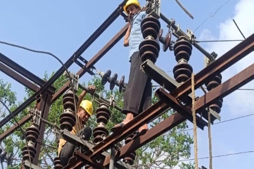 मध्य क्षेत्र विद्युत वितरण कंपनी ने शुरू किया एम्प्लॉई ऑफ द मंथ पुरस्कार,  उपभोक्ताओं को मिलेंगी त्वरित और बेहतर सेवाएं