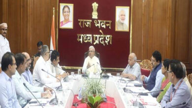 पीएम जनमन योजना के कार्यों की गुणवत्ता पर विशेष ध्यान दें : राज्यपाल पटेल