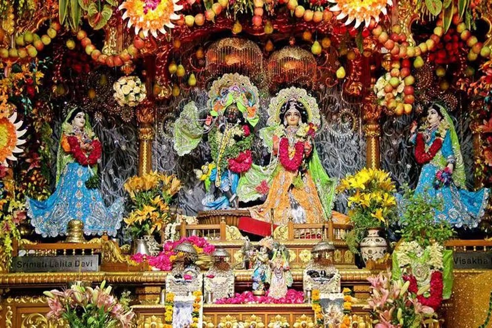 भोपाल इस्कॉन में भव्य जन्माष्टमी उत्सव, 75 हजार भक्तों के आने की तैयारी भोपाल इस्कॉन में भव्य जन्माष्टमी उत्सव, 75 हजार भक्तों के आने की तैयारी