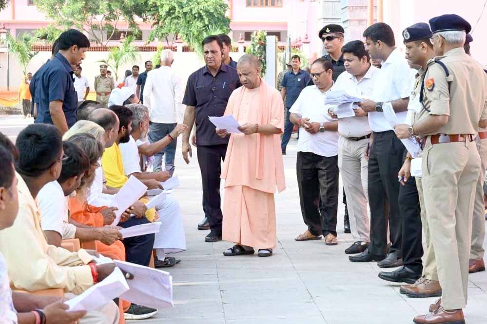 सबके जीवन में खुशहाली सरकार का संकल्प : मुख्यमंत्री