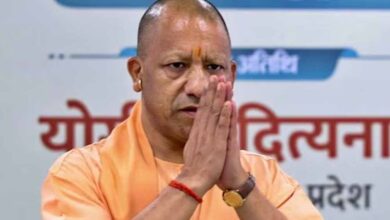 पहले मुगलों ने लूटा, अंग्रेजों ने तबाह किया, फिर कांग्रेस-सपा ने पहचान मिटाई : सीएम योगी
