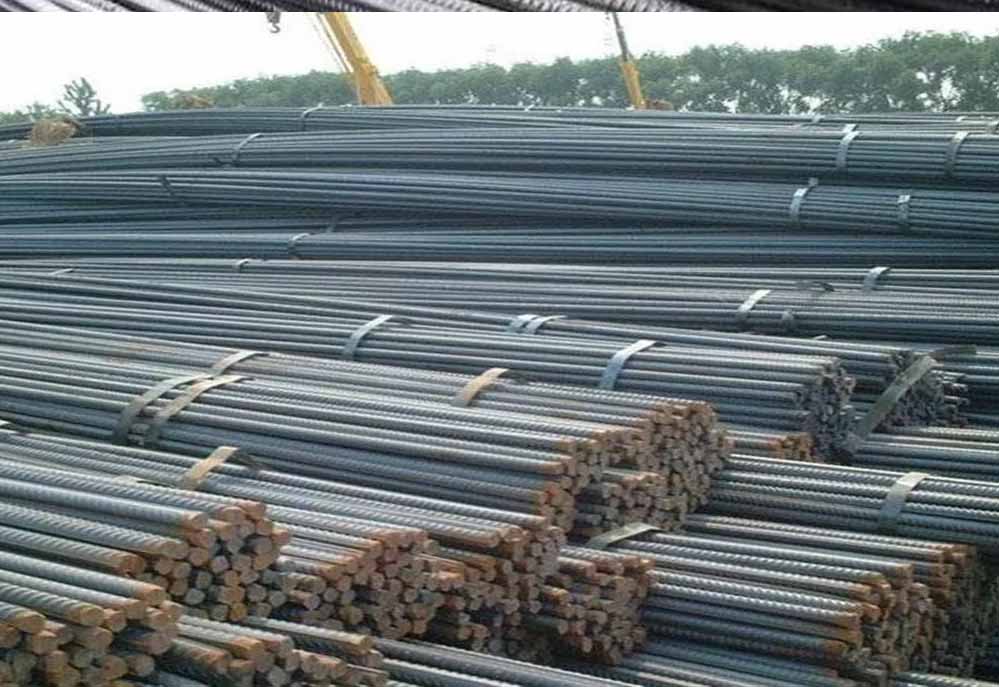 घर बनाने वालों के लिए राहत: सरिया की कीमतों में हुई बड़ी गिरावट घर बनाने वालों के लिए राहत: सरिया की कीमतों में हुई बड़ी गिरावट