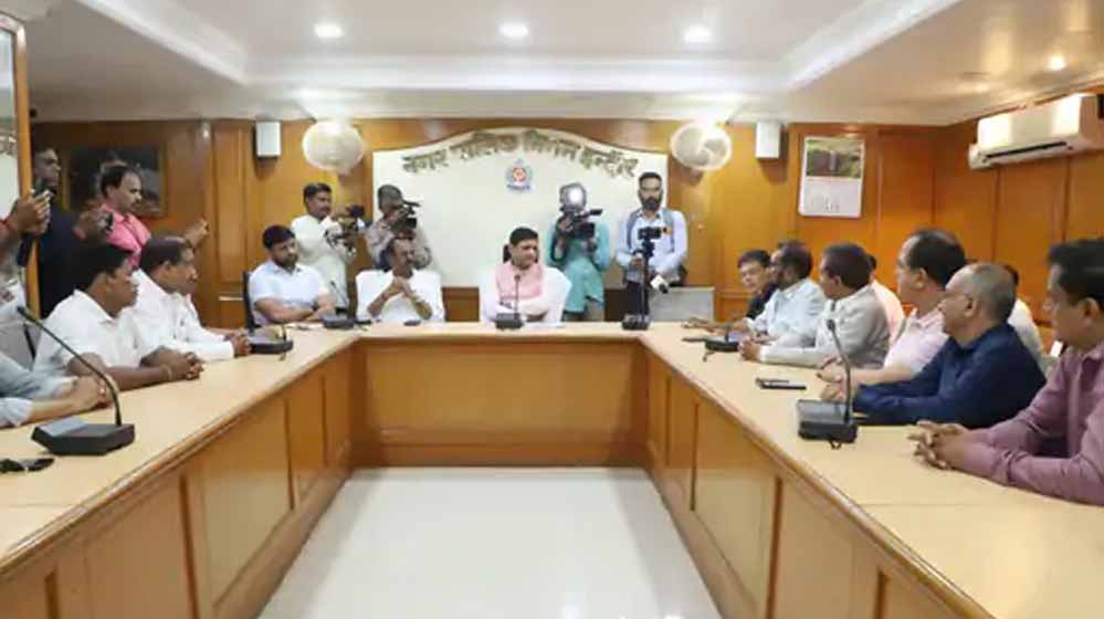 सराफा चौपाटी पर मेयर भार्गव का फैसला: नहीं हटेगी दुकानें, सुरक्षा और समय पर रहेगा जोर