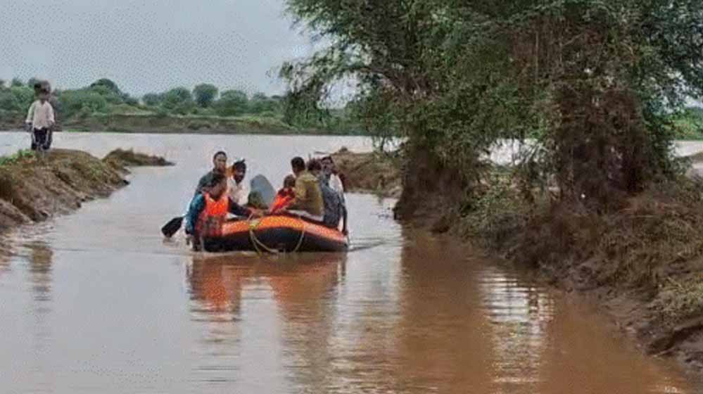 भिंड, मुरैना, दतिया में बाढ़ अलर्ट, ग्वालियर के स्कूल बंद, 22 जिलों में बारिश का अनुमान भिंड, मुरैना, दतिया में बाढ़ अलर्ट, ग्वालियर के स्कूल बंद, 22 जिलों में बारिश का अनुमान