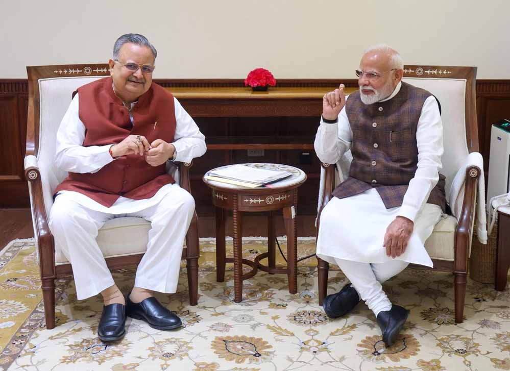 छत्तीसगढ़ विधानसभा अध्यक्ष डॉ. रमन सिंह ने प्रधानमंत्री नरेंद्र मोदी को नवीन विधानसभा भवन लोकार्पण के लिए किया आमंत्रित छत्तीसगढ़ विधानसभा अध्यक्ष डॉ. रमन सिंह ने प्रधानमंत्री नरेंद्र मोदी को नवीन विधानसभा भवन लोकार्पण के लिए किया आमंत्रित