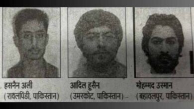 नेपाल बॉर्डर पार कर बिहार में घुसे 3 जैश आतंकी, राज्य में हाई अलर्ट जारी नेपाल बॉर्डर पार कर बिहार में घुसे 3 जैश आतंकी, राज्य में हाई अलर्ट जारी