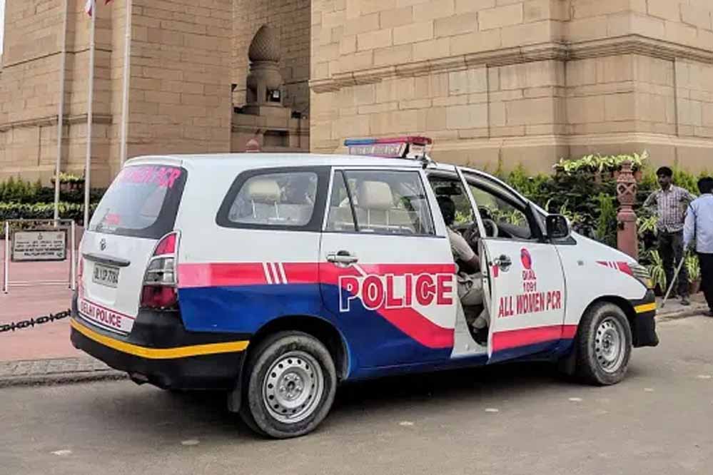 दिल्ली में एनकाउंटर: पुलिस ने लॉरेंस बिश्नोई गैंग के दो गुर्गों को ढेर किया दिल्ली में एनकाउंटर: पुलिस ने लॉरेंस बिश्नोई गैंग के दो गुर्गों को ढेर किया